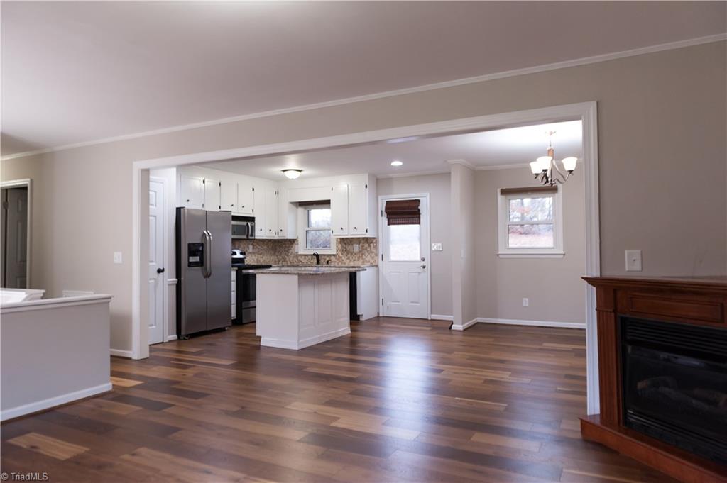 870 Shellhabour Boulevard Rural Hall, NC 27045 - Photo 6 of 22 Gallery Image 6