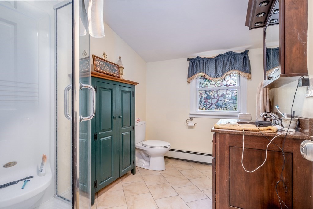 61 High Street Walpole, MA 02081 - Photo 11 of 38