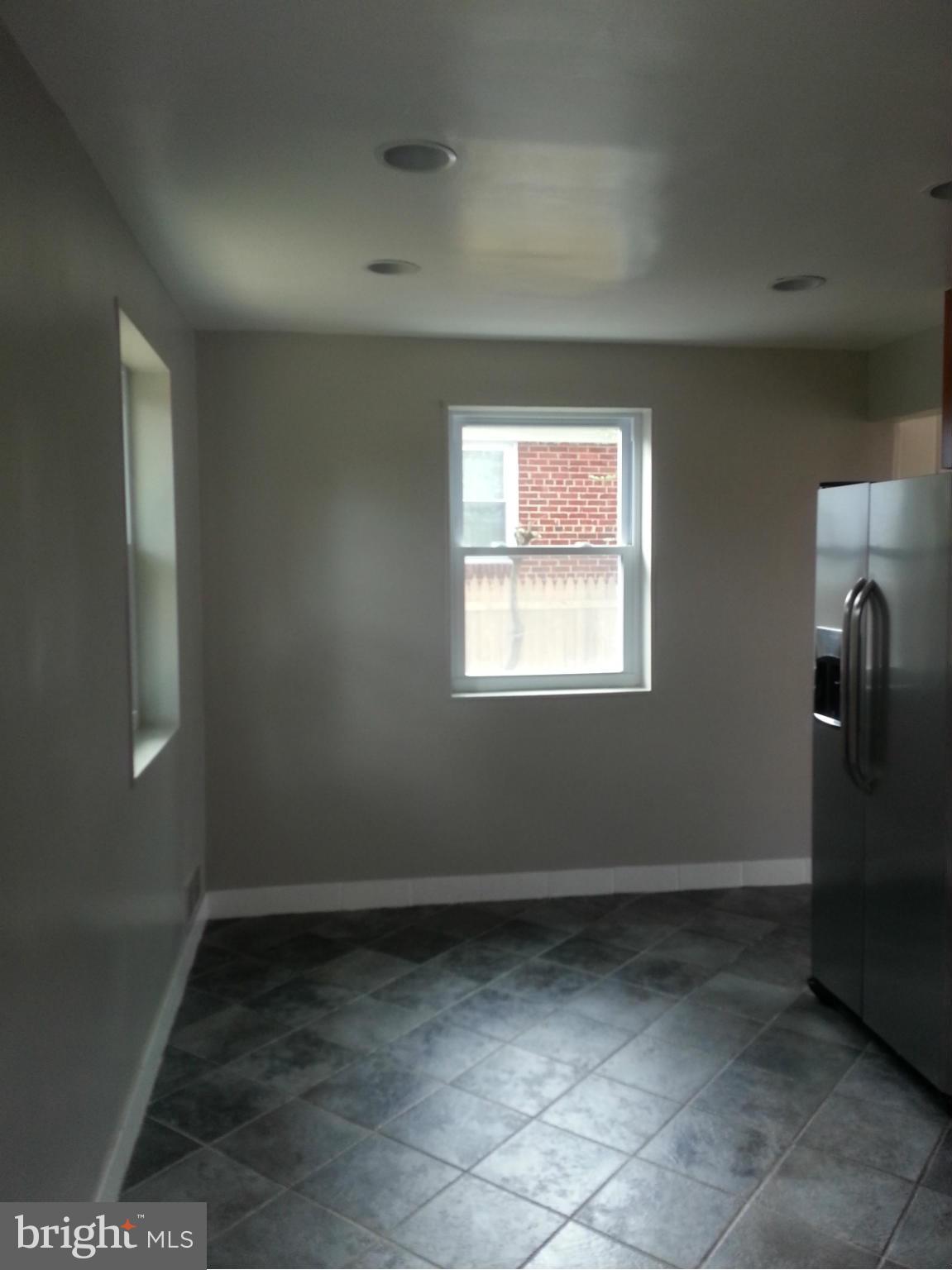 3800 Randolph Road Silver Spring, MD 20902 - Photo 9 of 23 an empty room with windows