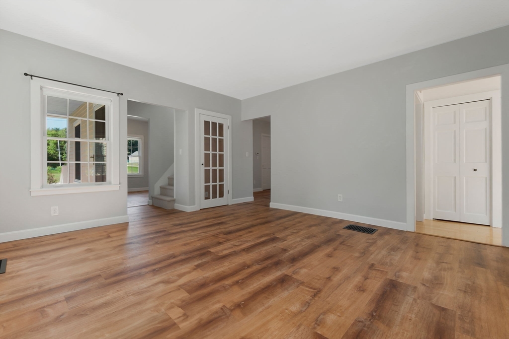 4 Kimball Road Amesbury, MA 01913 - Photo 14 of 40
