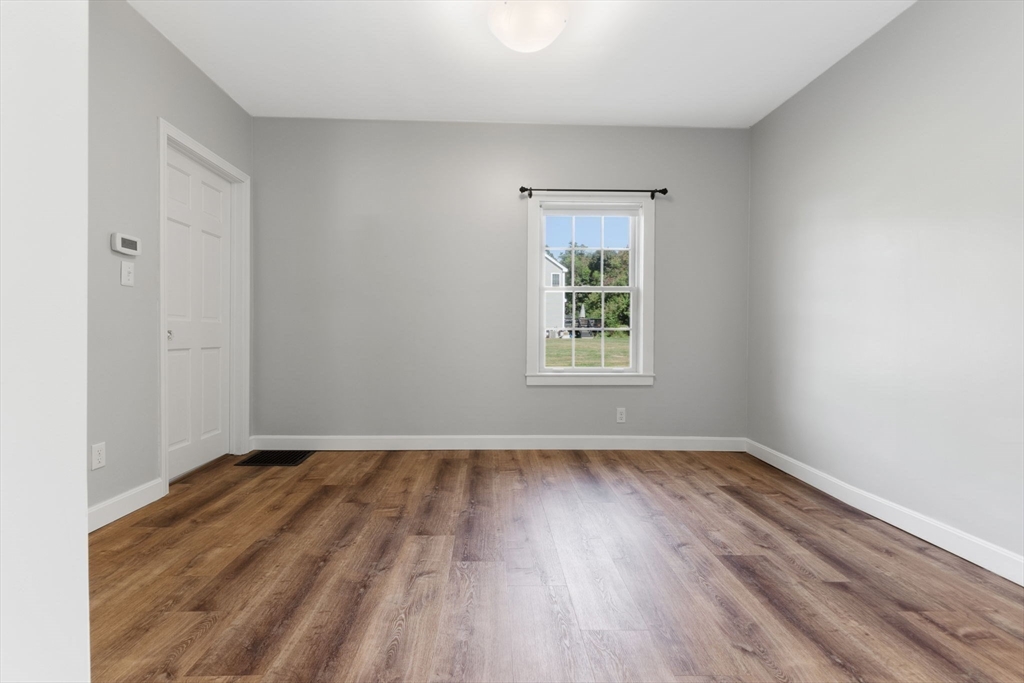 4 Kimball Road Amesbury, MA 01913 - Photo 16 of 40