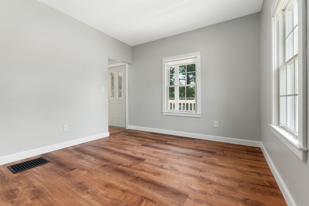 4 Kimball Road Amesbury, MA 01913 - Photo 20 of 40