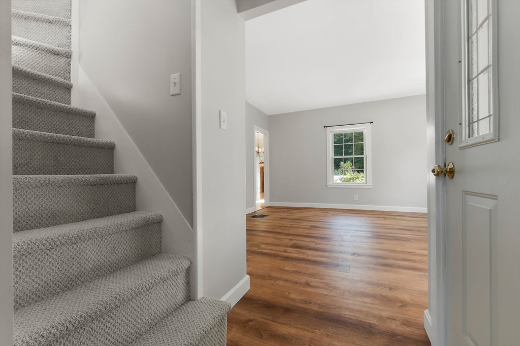 4 Kimball Road Amesbury, MA 01913 - Photo 21 of 40