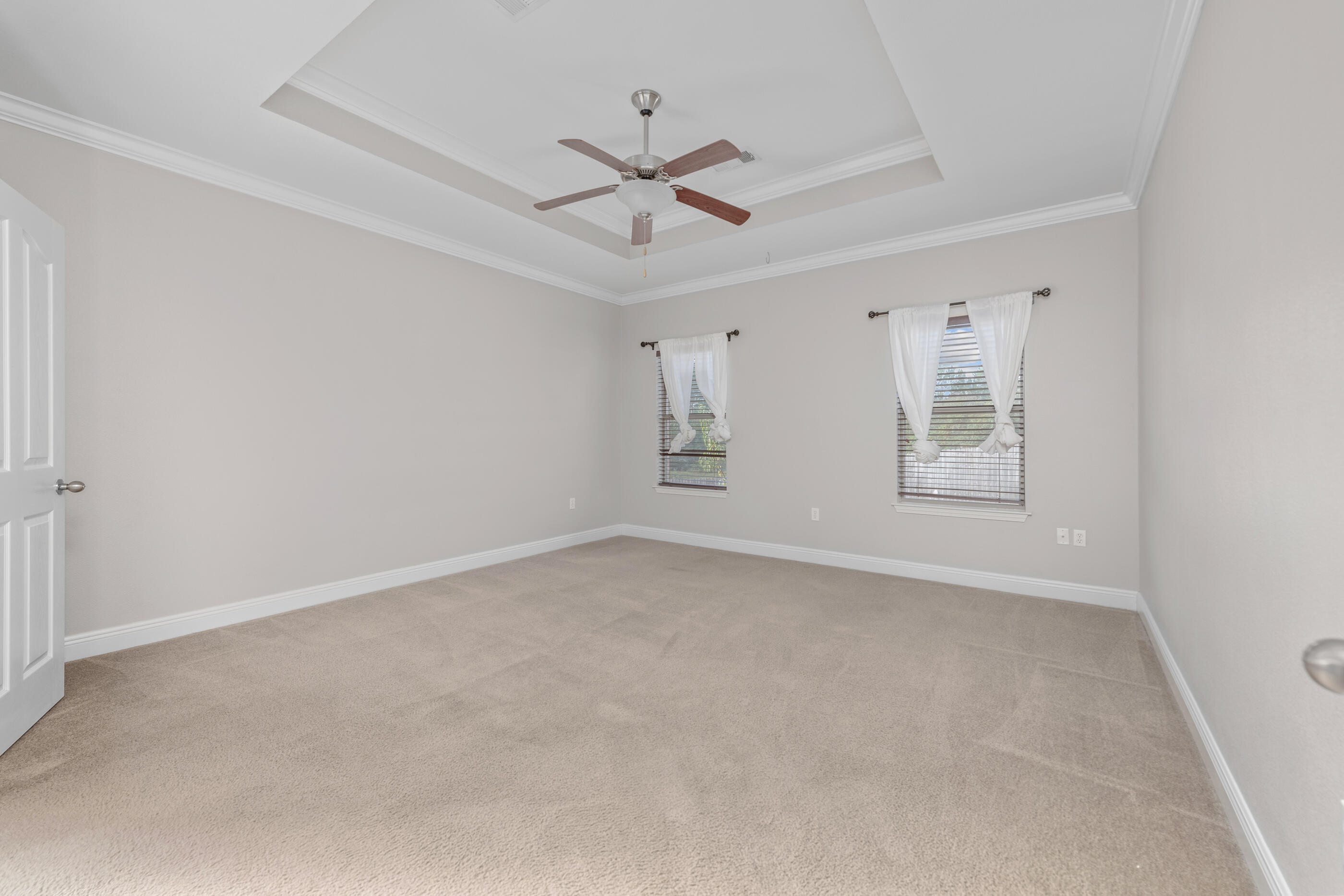 760 Lime Lane Crestview, FL 32536 - Photo 28 of 46 a view of an empty room with a window