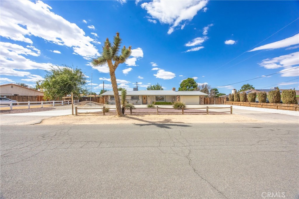 14204 Crow Road Apple Valley, CA 92307 - Photo 27 of 39 Gallery Image 27