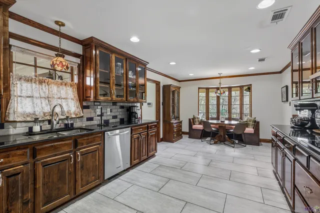 $5,500 | 6414 Highland Road, Baton Rouge, LA 70808