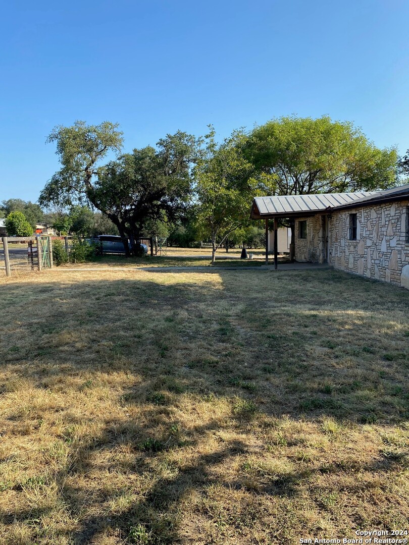 186 Oakridge Road Center Point, TX 78010 - Photo 2 of 29