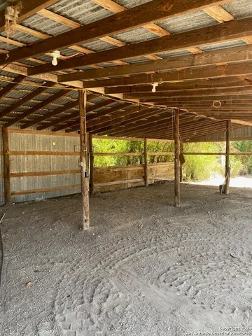 $329,000 | 186 Oakridge Road, Center Point, TX 78010