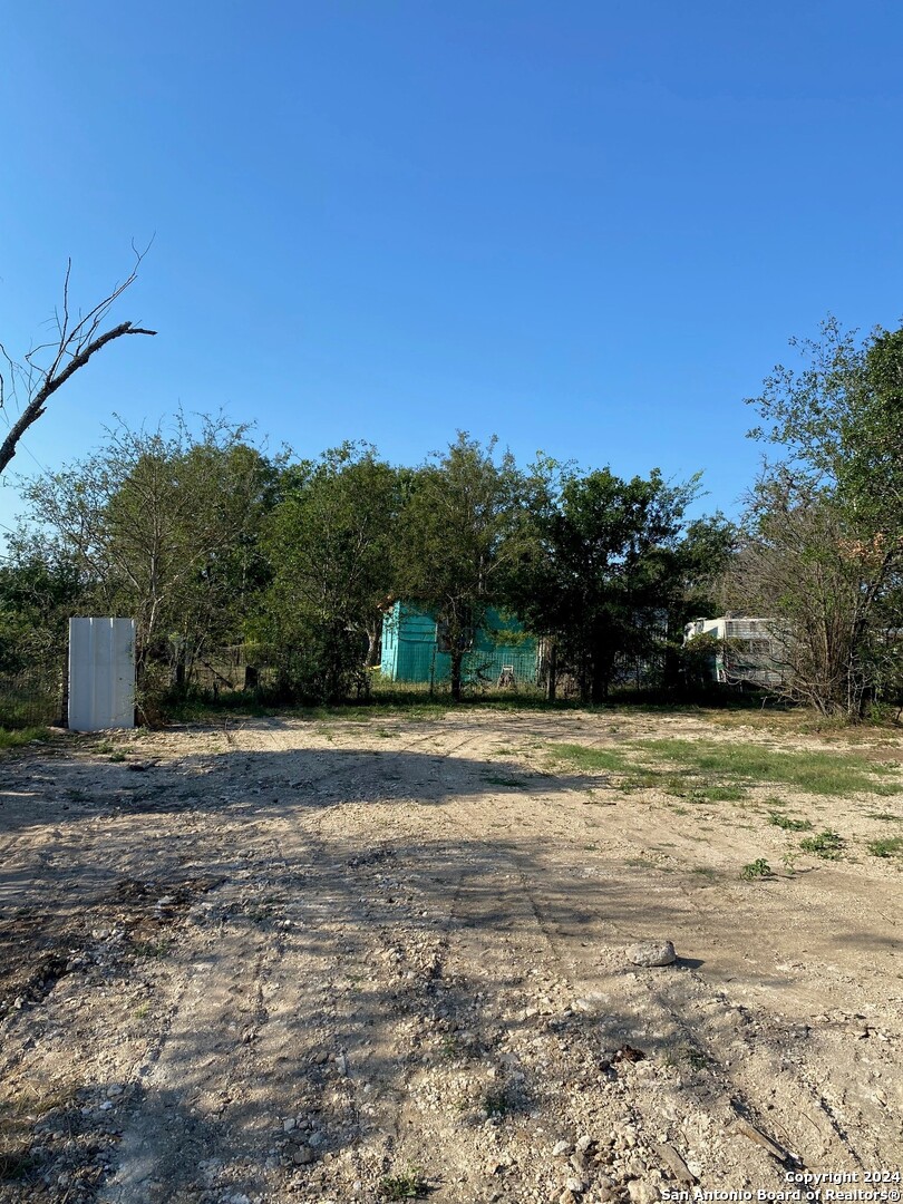 186 Oakridge Road Center Point, TX 78010 - Photo 23 of 29