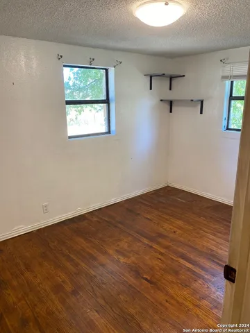 $329,000 | 186 Oakridge Road, Center Point, TX 78010