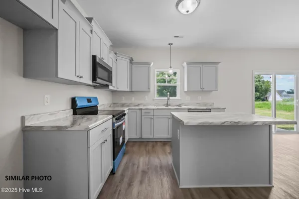 $350,900 | 417 Windermere Road, Hubert, NC 28539