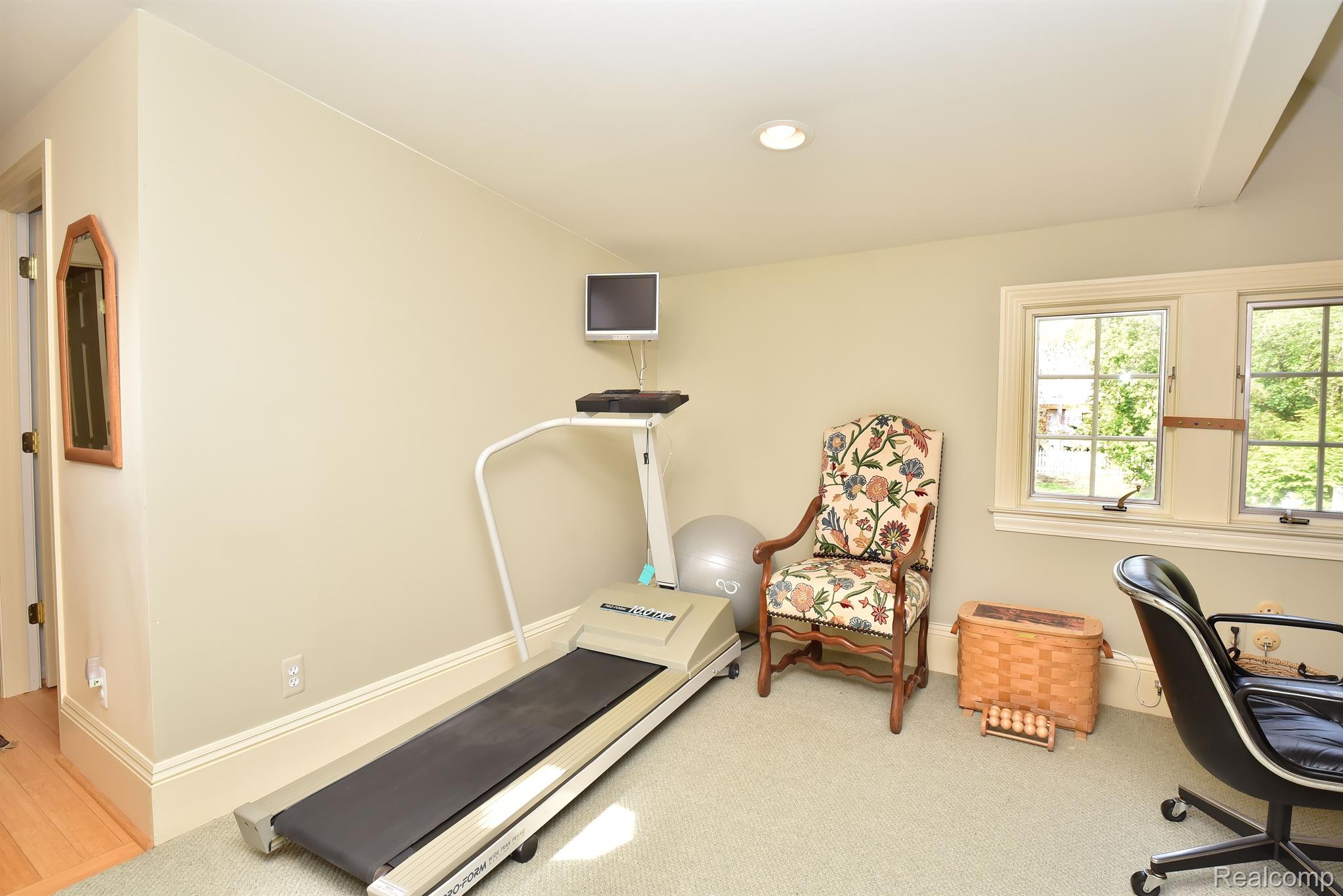 32647 Franklin Road Franklin, MI 48025 - Photo 20 of 41 Gallery Image 20