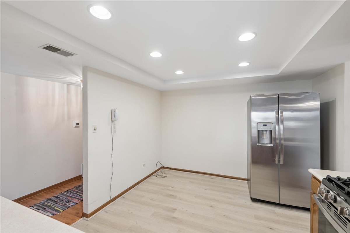 101 Summit Avenue, Unit 512 Park Ridge, IL 60068 - Photo 6 of 25