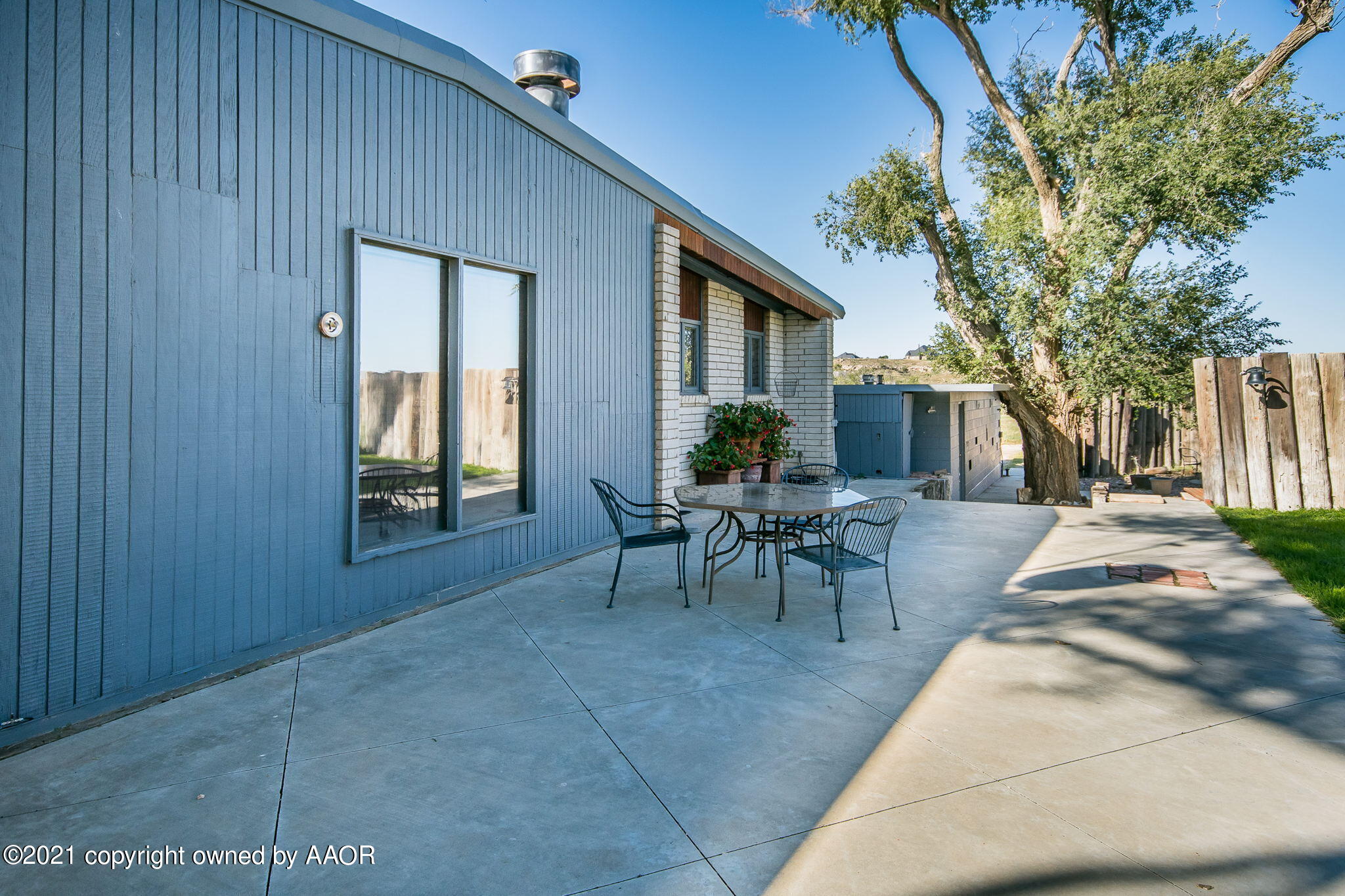 12200 West Country Club Road Canyon, TX 79015 - Photo 27 of 53 26-web-or-mls-Back Patio