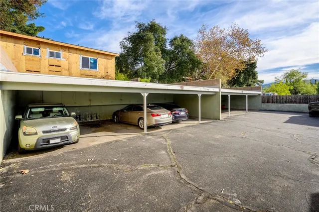 $1,850 | 10230 Silverton Avenue, Unit 2, Tujunga, CA 91042