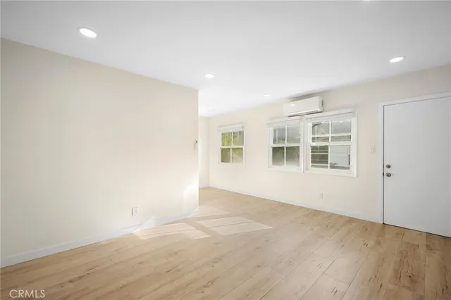 $1,850 | 10230 Silverton Avenue, Unit 2, Tujunga, CA 91042