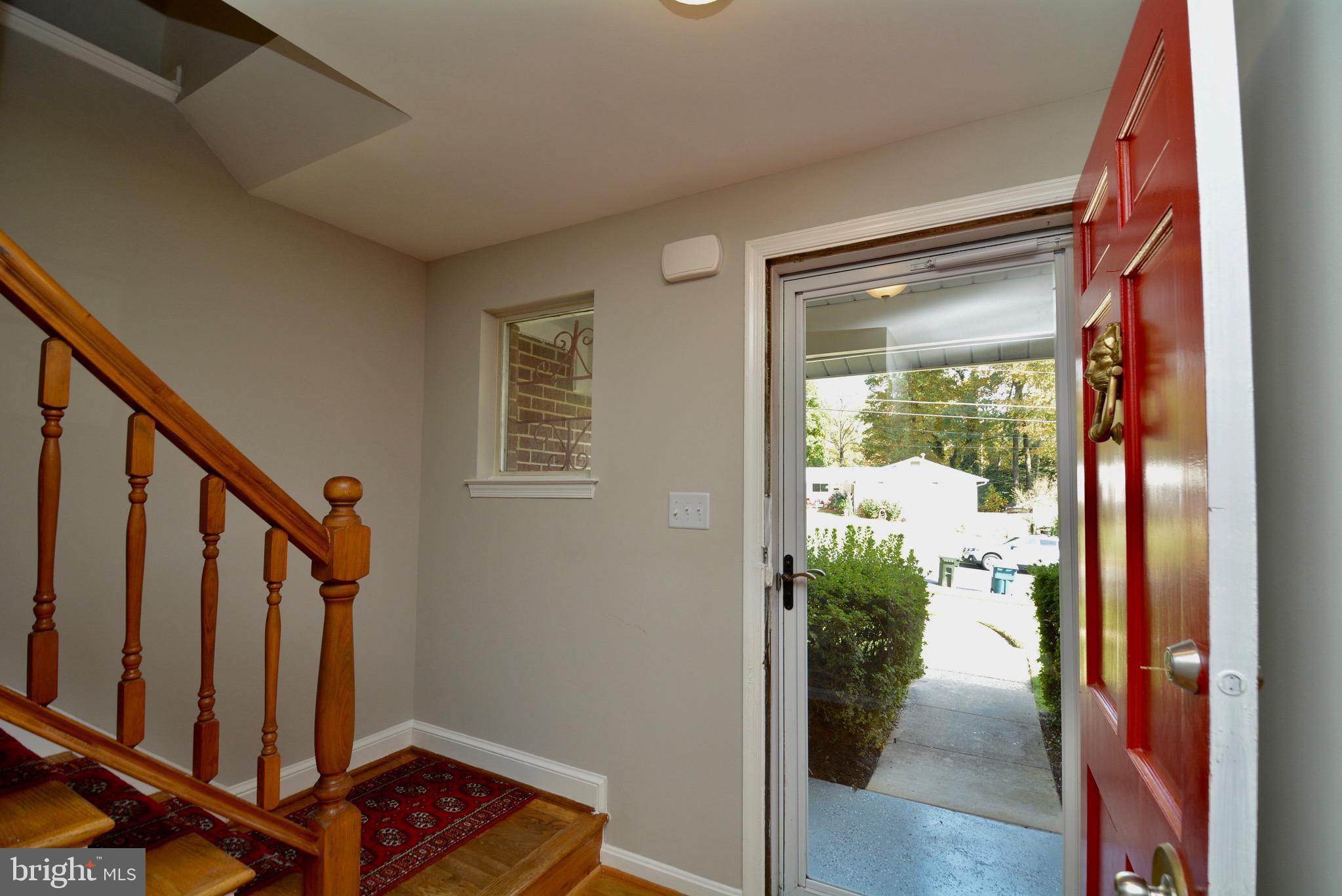 5510 Ventnor Lane Springfield, VA 22151 - Photo 6 of 53 Gallery Image 6