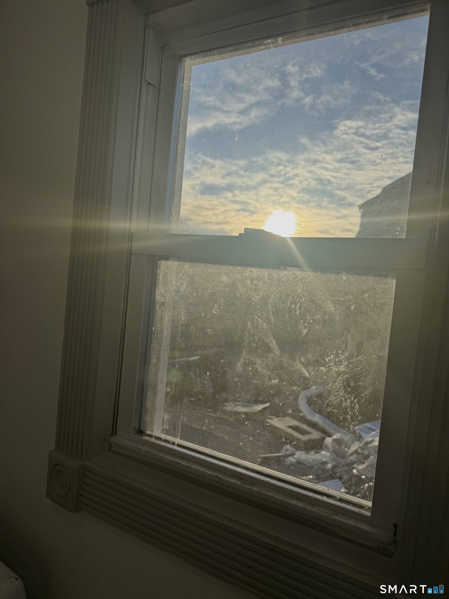 329 Amsterdam Avenue Bridgeport, CT 06606 - Photo 12 of 33