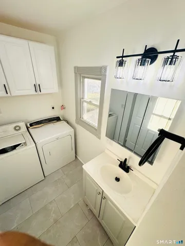 $3,200 | 329 Amsterdam Avenue, Bridgeport, CT 06606