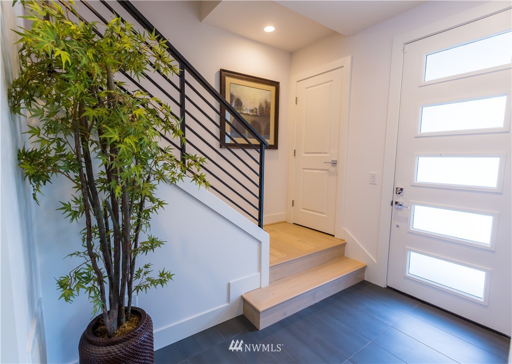 9615 Northeast 183rd Street, Unit 42D Bothell, WA 98011 - Photo 2 of 23 Gallery Image 2