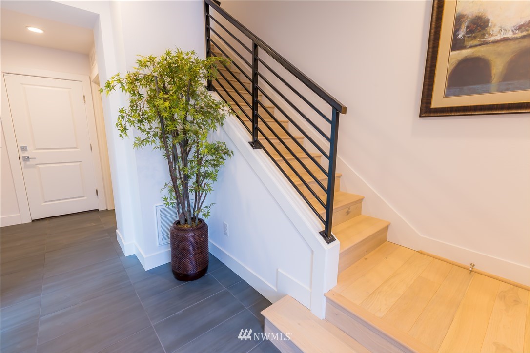 9615 Northeast 183rd Street, Unit 42D Bothell, WA 98011 - Photo 3 of 23 Gallery Image 3