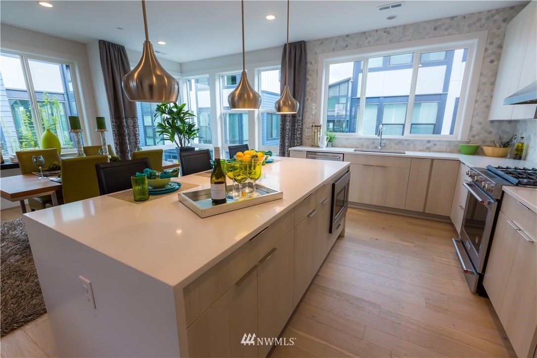 9615 Northeast 183rd Street, Unit 42D Bothell, WA 98011 - Photo 10 of 23 Gallery Image 10