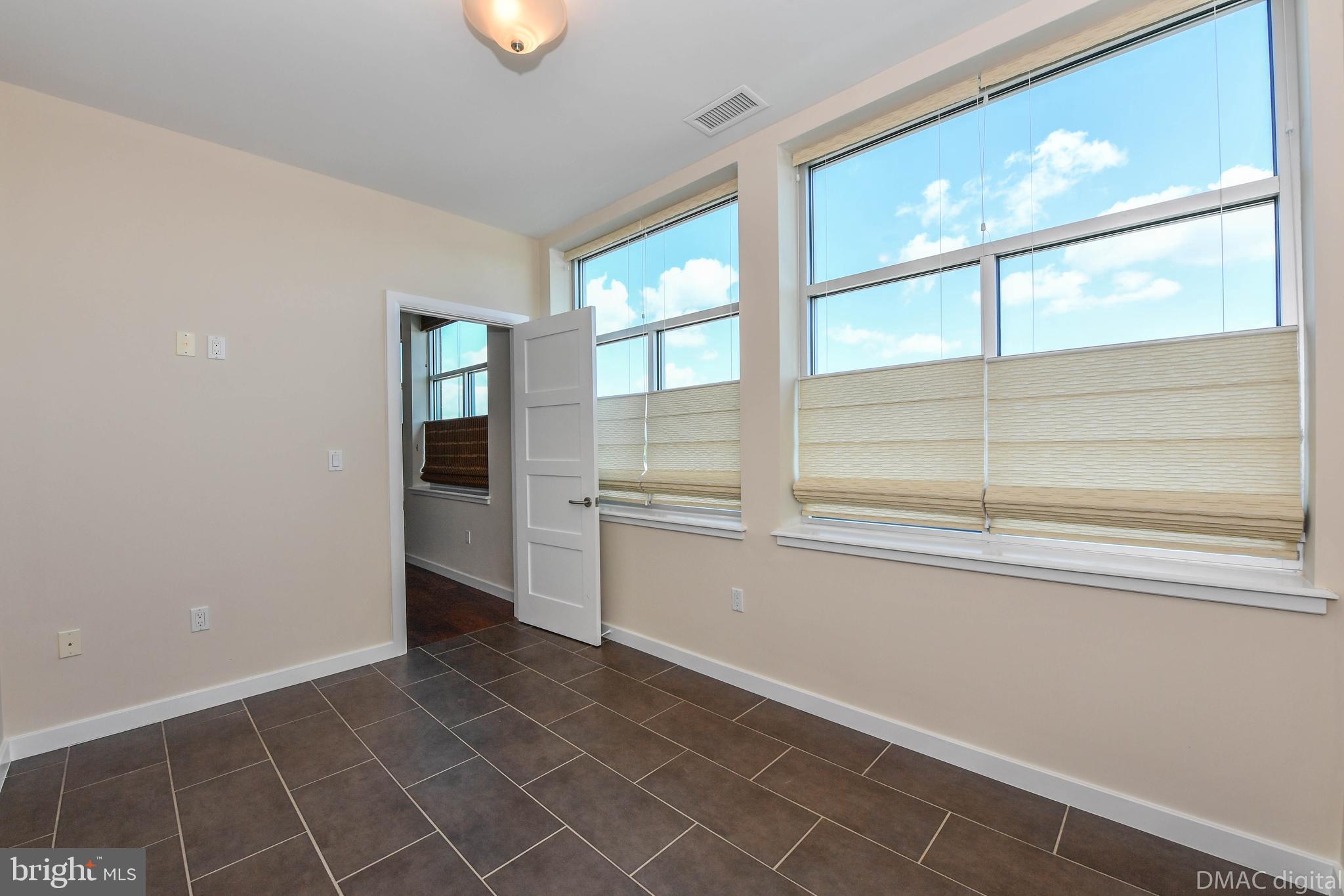 50 Citizen's Way, Unit 604 Frederick, MD 21701 - Photo 17 of 53 Exercise / sitting room