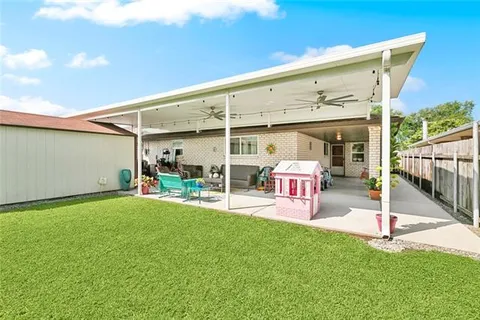 $410,000 | 1525 Hackberry Avenue, Metairie, LA 70001