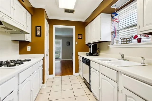 $410,000 | 1525 Hackberry Avenue, Metairie, LA 70001