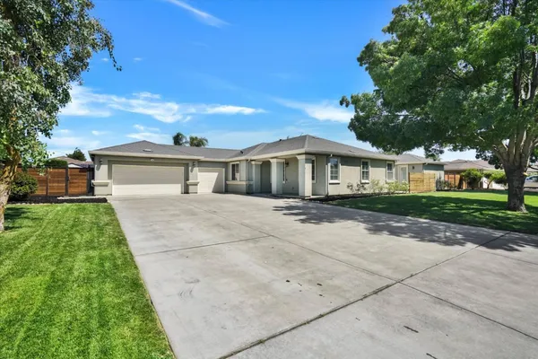 $1,100,000 | 28252 Lindly Lane, Tracy, CA 95304