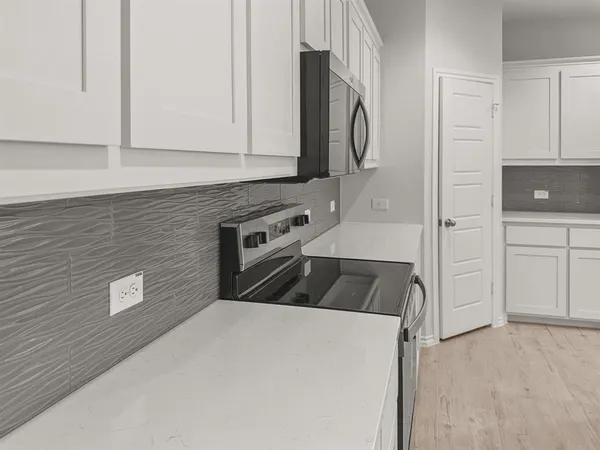 $2,595 | 1908 Iris Road, Melissa, TX 75454