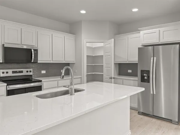 $2,595 | 1908 Iris Road, Melissa, TX 75454