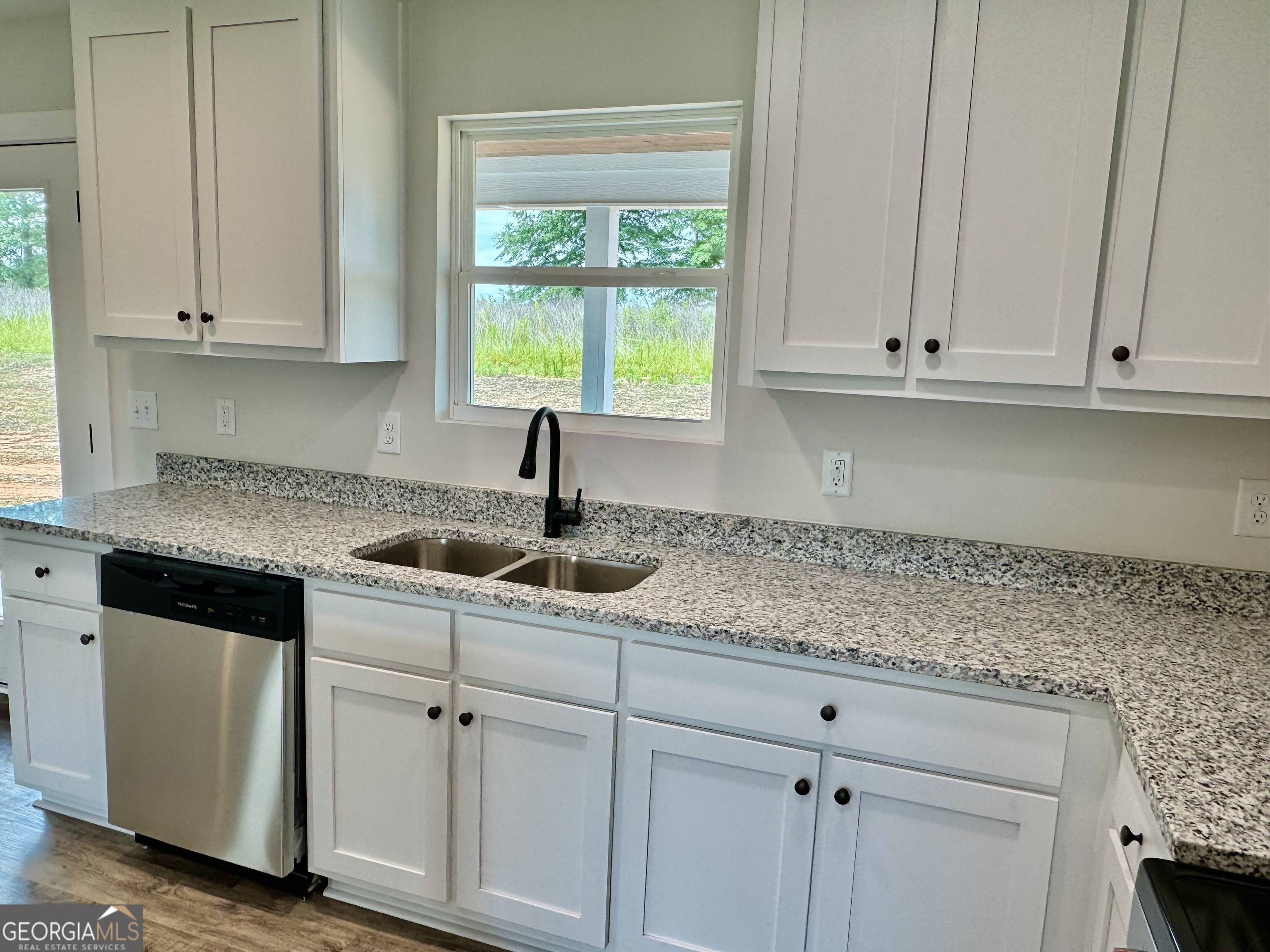 7269 Sandy Cross Road Carnesville, GA 30521 - Photo 4 of 9