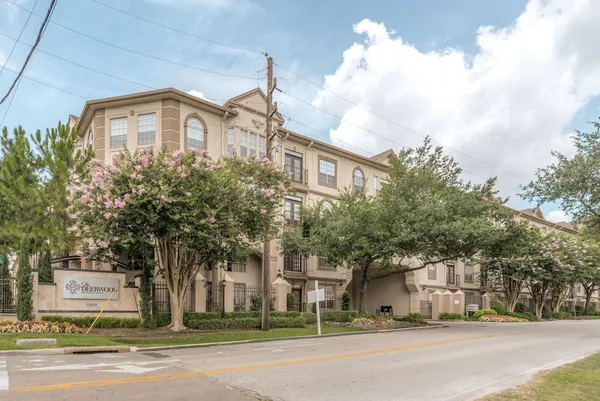 $1,415 | 5800 Woodway Drive, Unit 427, Houston, TX 77057