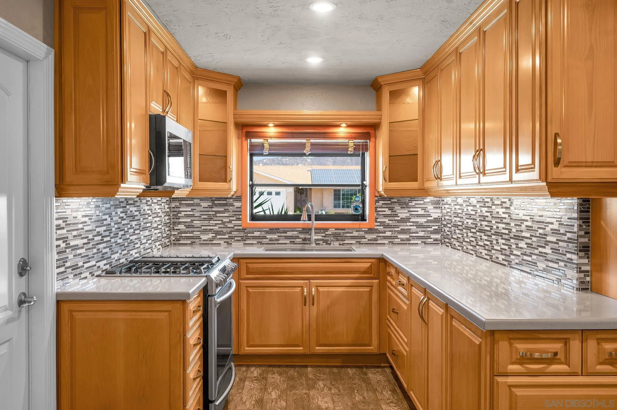10131 Maple Tree Road Santee, CA 92071 - Photo 10 of 35 Gallery Image 10
