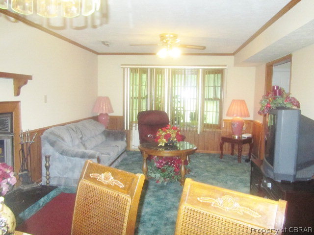 7595 Forbes Road Gloucester, VA 23061 - Photo 2 of 11 Gallery Image 2