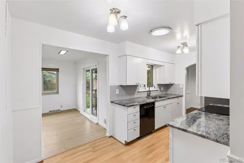 $548,500 | 3225 West Chenango Avenue, Englewood, CO 80110