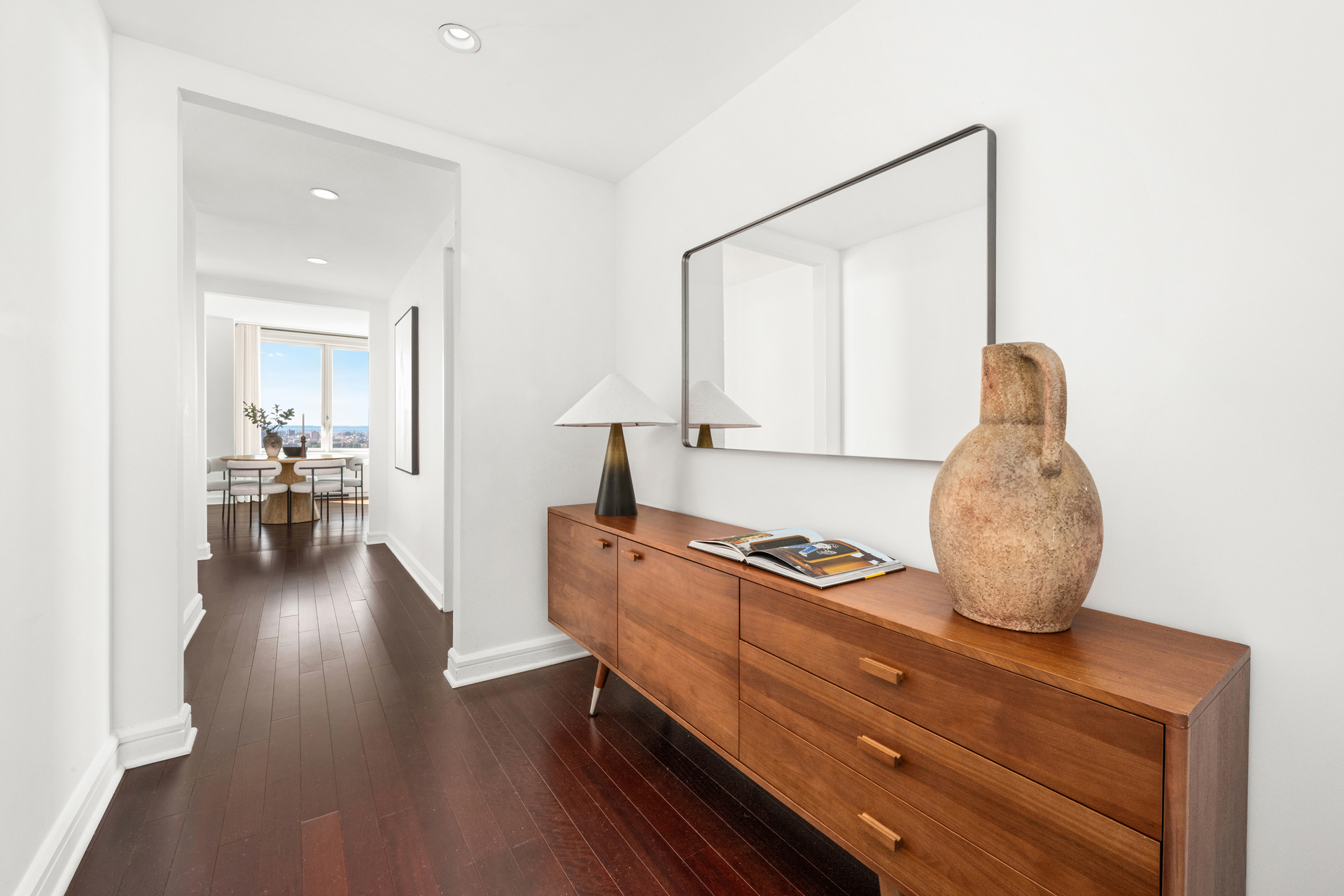 80 Riverside Boulevard, Unit 37A Manhattan, NY 10069 - Photo 4 of 12 Gallery Image 4