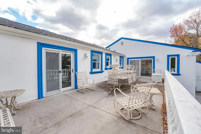 $699,999 | 953 Chestnut Avenue, Woodbury, NJ 08097