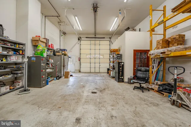 $699,999 | 953 Chestnut Avenue, Woodbury, NJ 08097