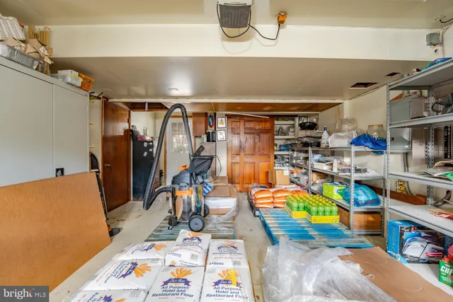 $699,999 | 953 Chestnut Avenue, Woodbury, NJ 08097