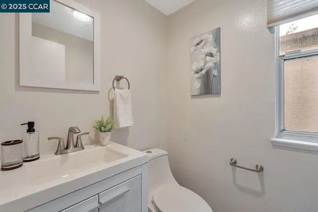 $818,000 | 2022 Ascot Drive, Moraga, CA 94556