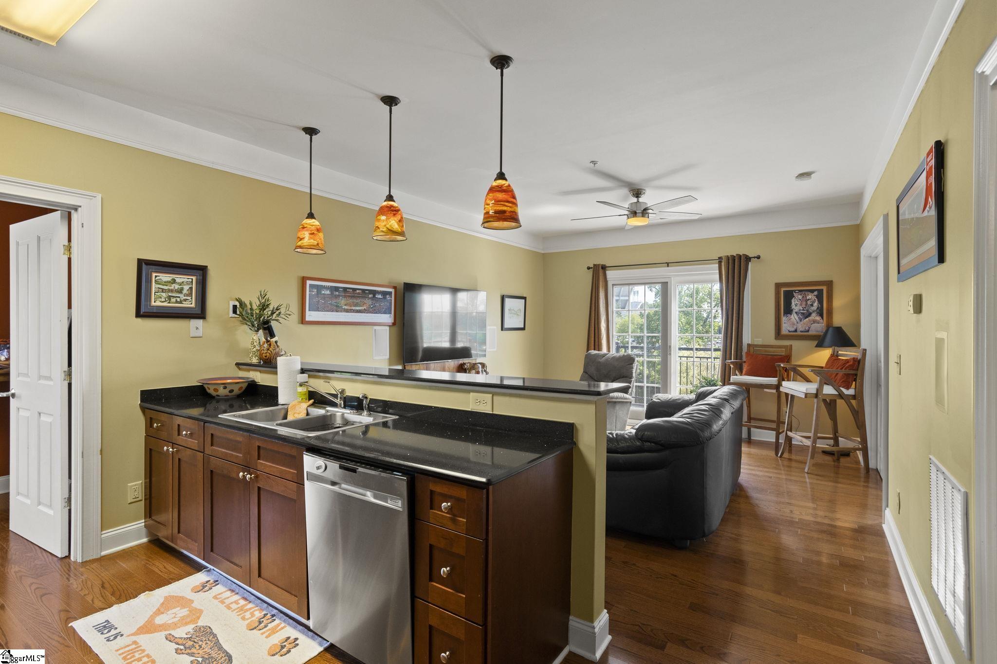 101 Oak Street Clemson, SC 29631 - Photo 5 of 27