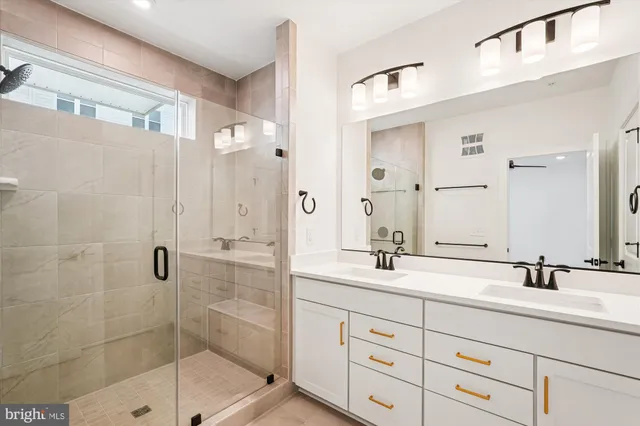 $3,295 | 19820 Lavender Dust Square, Ashburn, VA 20147