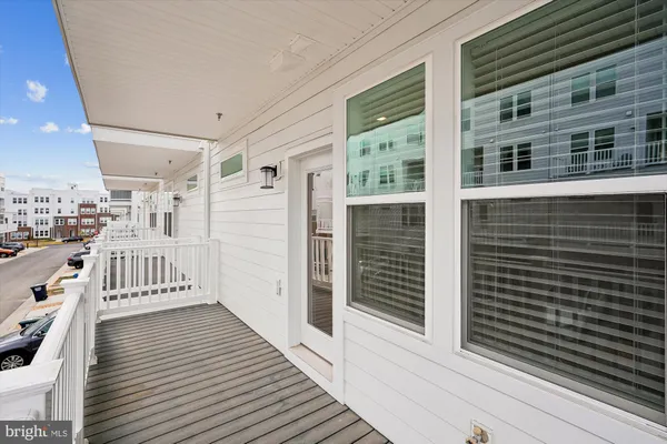 $3,295 | 19820 Lavender Dust Square, Ashburn, VA 20147