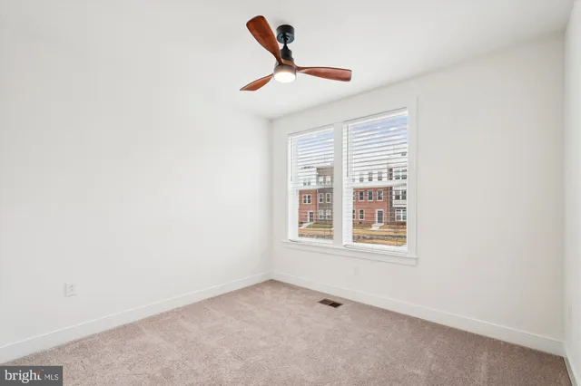 $3,295 | 19820 Lavender Dust Square, Ashburn, VA 20147