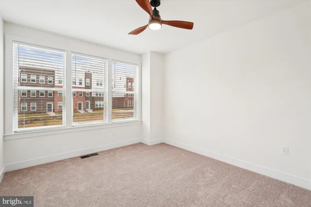 $3,295 | 19820 Lavender Dust Square, Ashburn, VA 20147