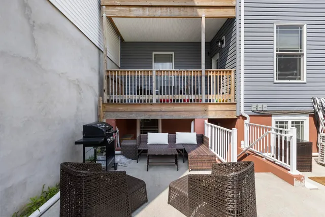 $3,200 | 71 Beacon Avenue, Unit 1, Jersey City, NJ 07306