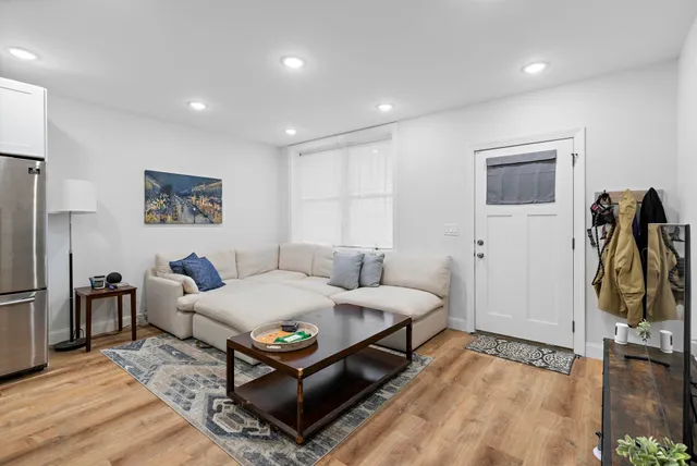 $3,200 | 71 Beacon Avenue, Unit 1, Jersey City, NJ 07306
