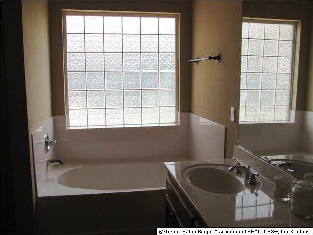 4635 Boulevard Acadien Addis, LA 70710 - Photo 11 of 17 Gallery Image 11